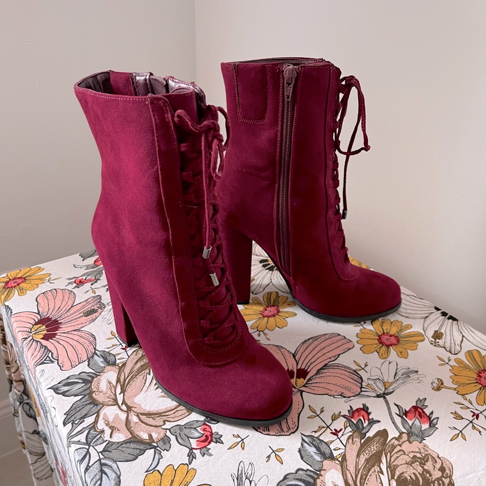 Carlos Santana plumb lace up boots chunky 4in heel size 37/7M